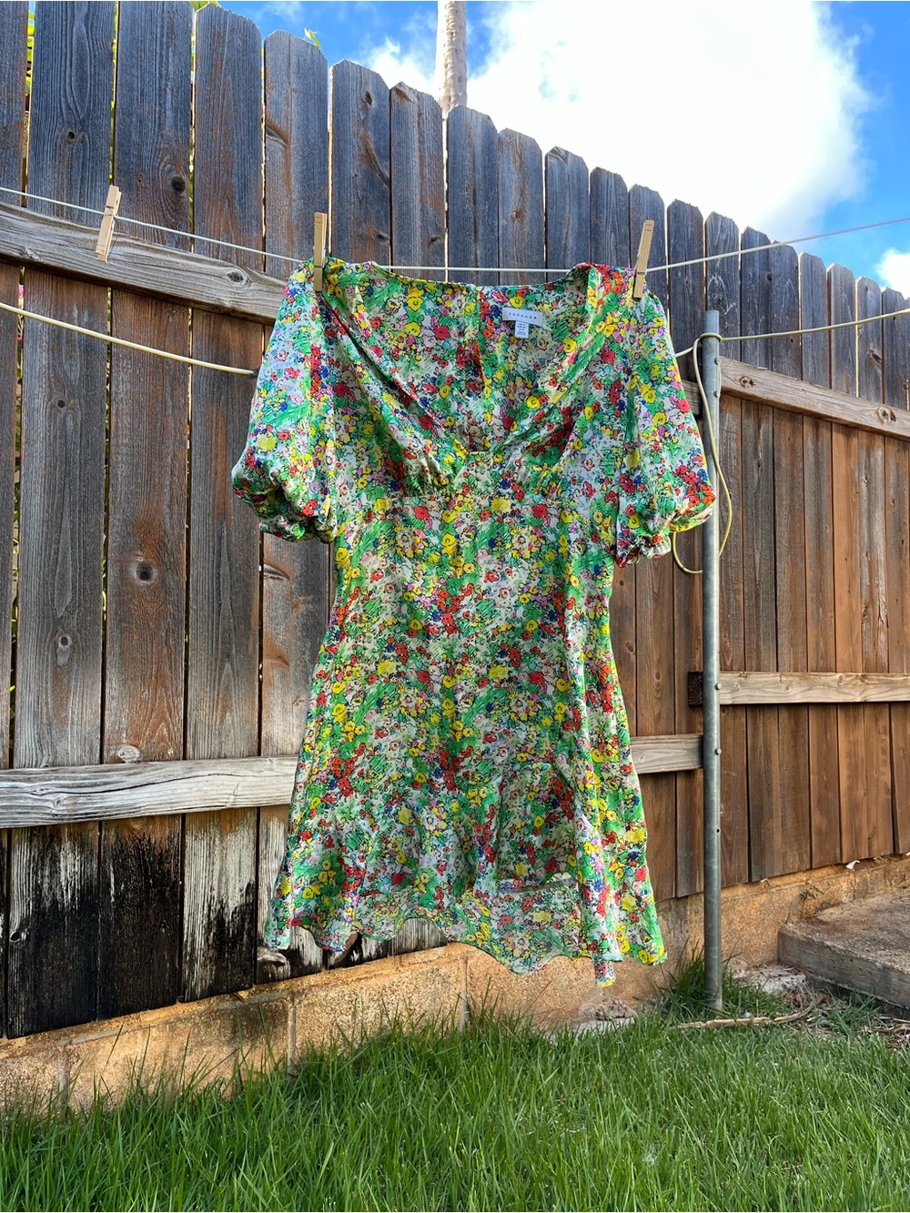 Topshop Green Floral V-Neck Mini Dress